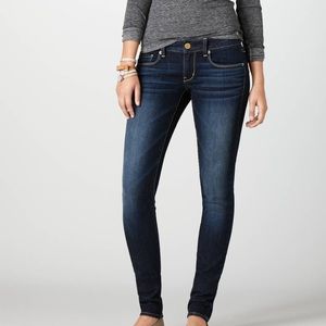 Dark Wash American Eagle Jeans